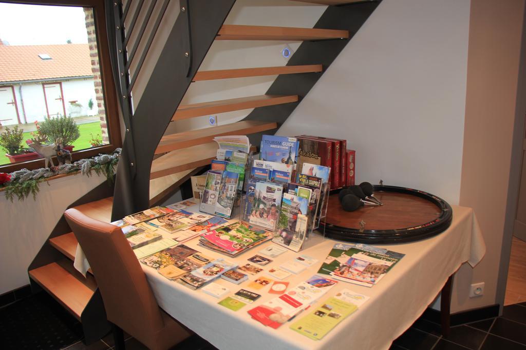 Au Coeur Des Hotes Steenvoorde エクステリア 写真