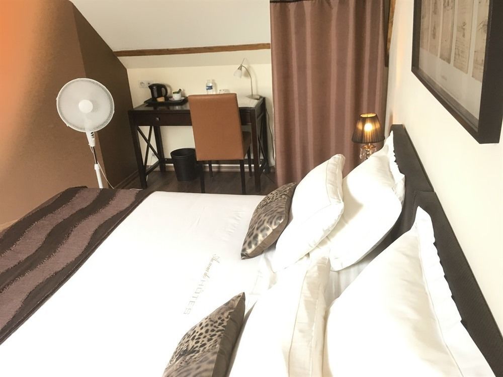 Au Coeur Des Hotes Steenvoorde エクステリア 写真